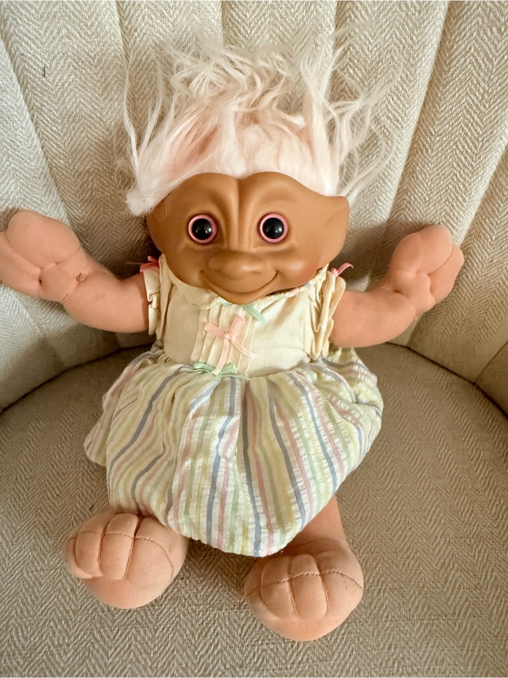 Ace novelty, Treasure Troll Doll in Pastel Dress - Pink-Eyed /